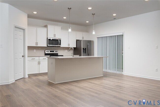 Building Photo - 6501 Bolles Landing Ct