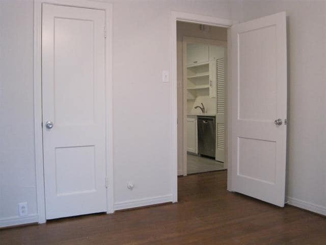Building Photo - 6260 Martel Ave