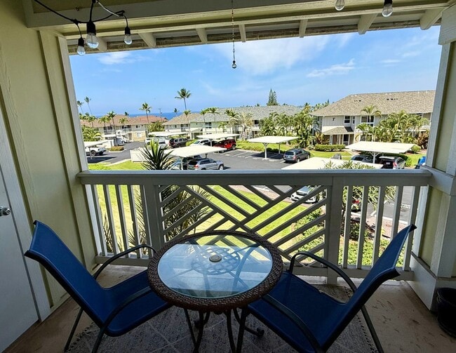 Building Photo - $2,7500 / 2 bedroom, 2 bath - Kona Sea Ridge Condo