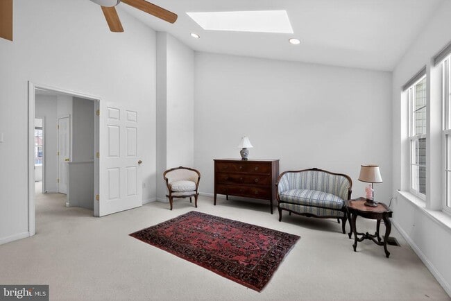 Building Photo - 1034 Meandering Way