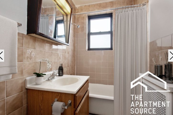 Building Photo - 739 W Belmont Ave