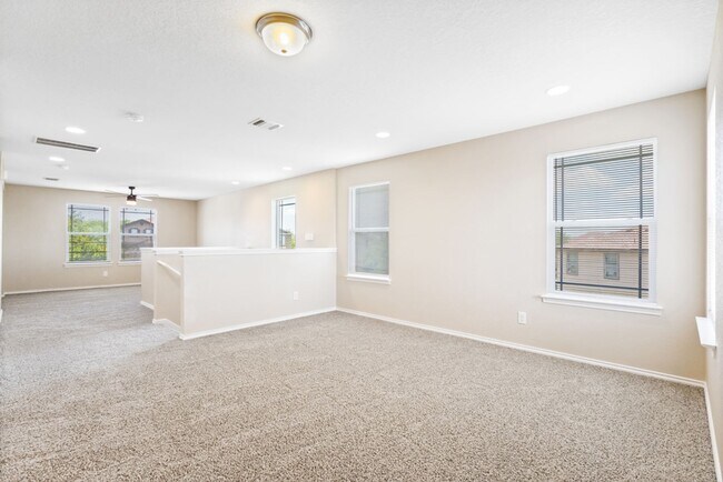Building Photo - 5114 Mustang Cove