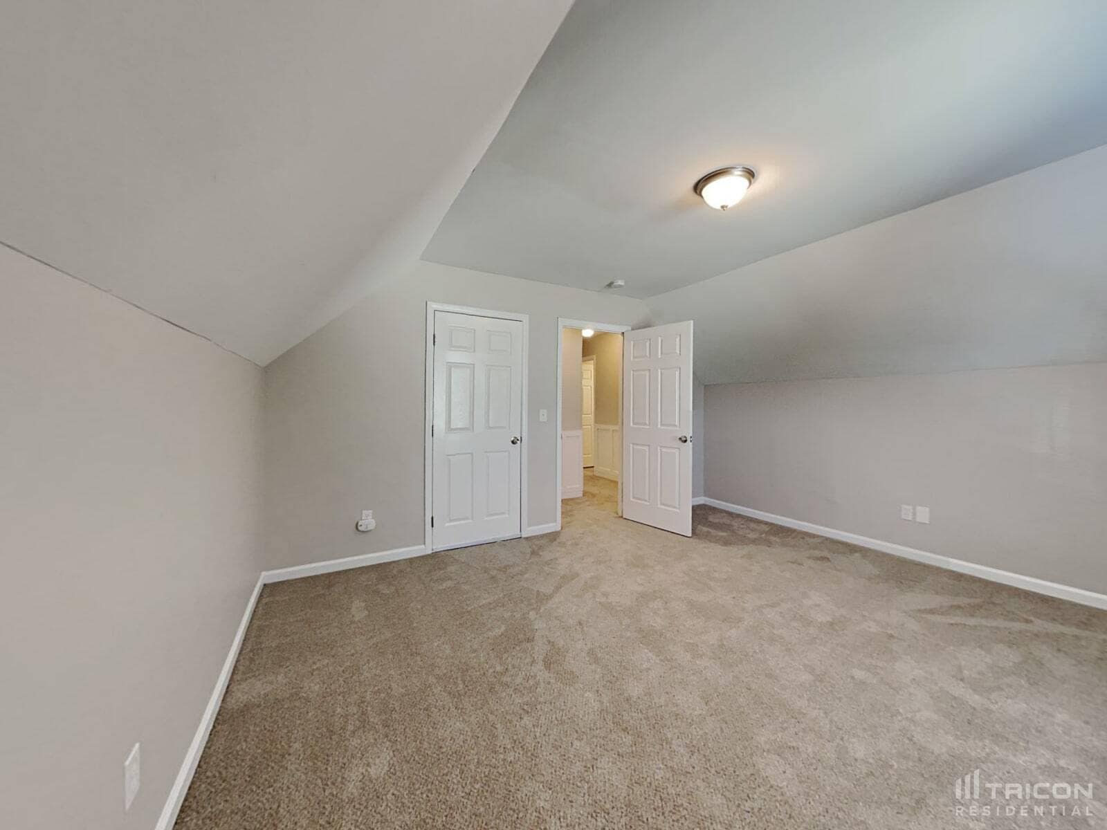 Building Photo - 124 Red Feather Ct