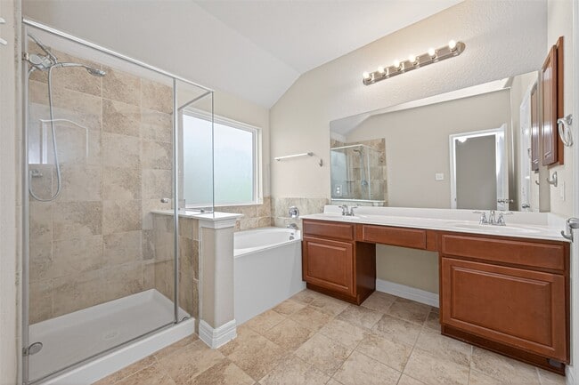 Building Photo - 2517 Wood Park Blvd