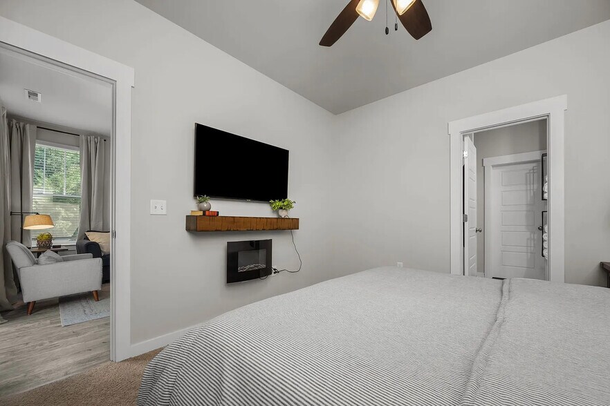 Building Photo - 4204 Aragorn Way