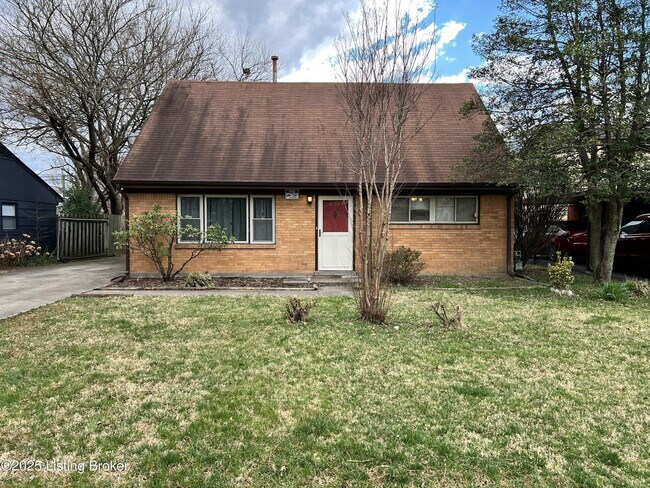 Building Photo - 3122 Commander Dr