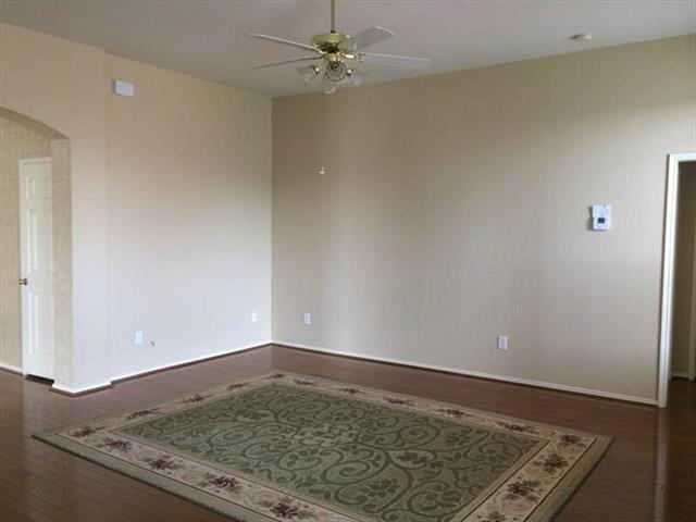 Building Photo - 5820 Chatham Ln