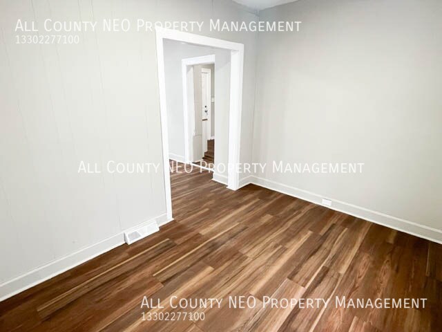 Building Photo - 3500 W 135th St