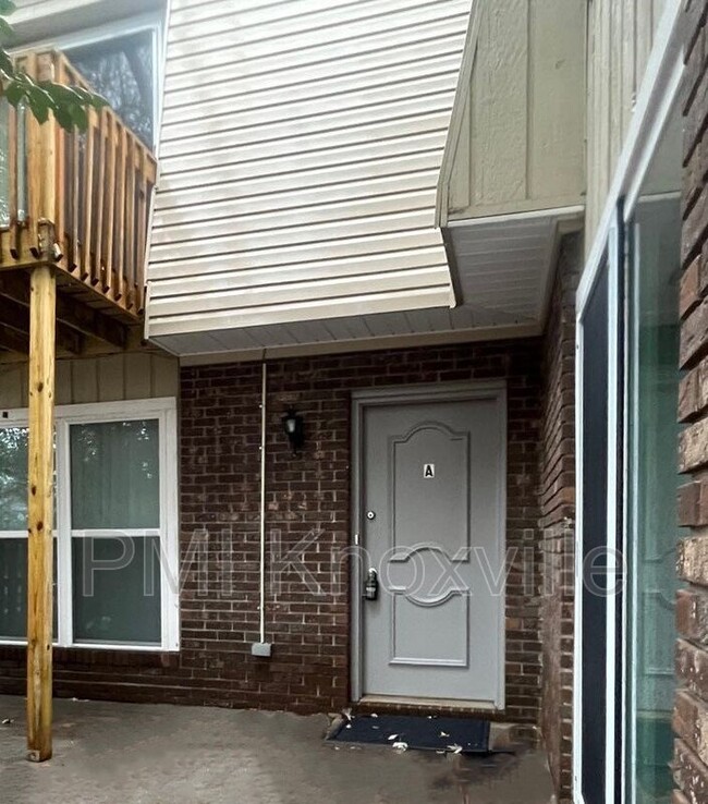 Primary Photo - 9120 Woodpark Ln