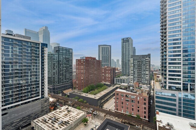 Building Photo - 200 W Grand Ave