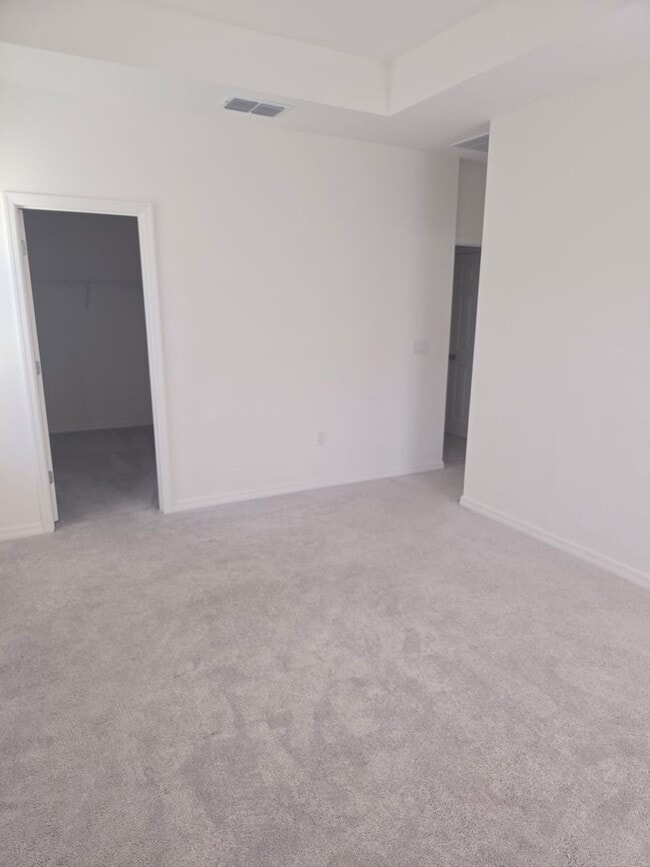 Building Photo - 3-Bedroom, 2.5-Bathroom Townhome ***(MOVE-IN SPECIAL/50% OFF 2ND MONTH)***