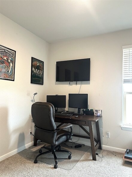 Building Photo - 509 Wesley Dr