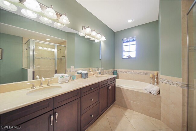 Building Photo - 6641 Alden Woods Cir