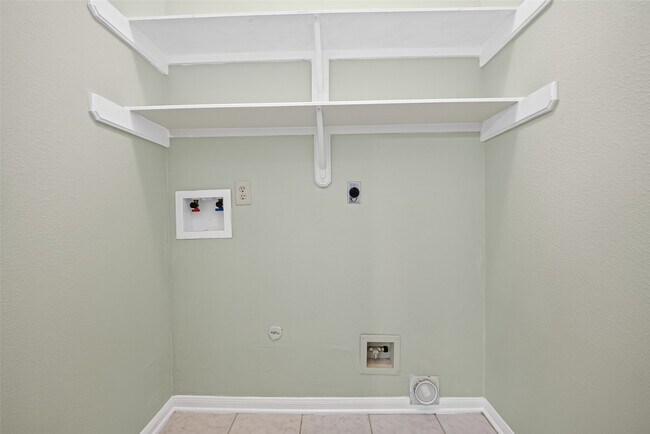 Building Photo - 1430 Mabry Mill Rd