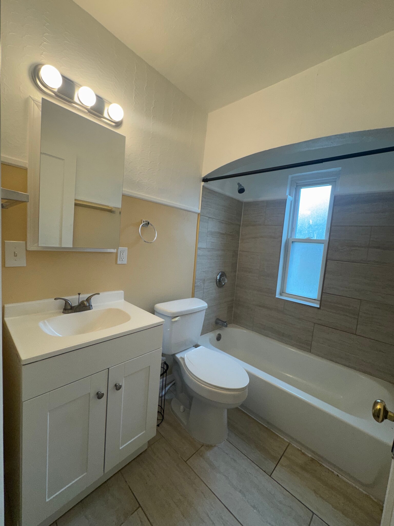 Bathroom - 3410 Cleveland Ct