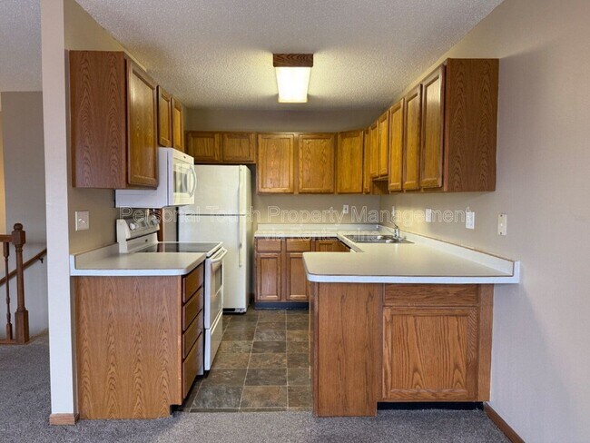 Building Photo - 2733-33 1/2 Avenue S