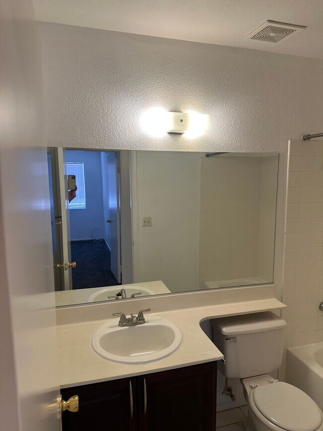 Building Photo - 7703 Salishan Dr