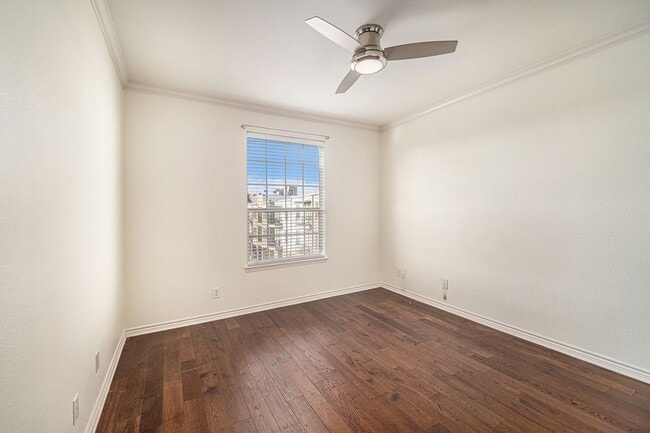 Building Photo - Downtown Fort Worth Condo with Office!