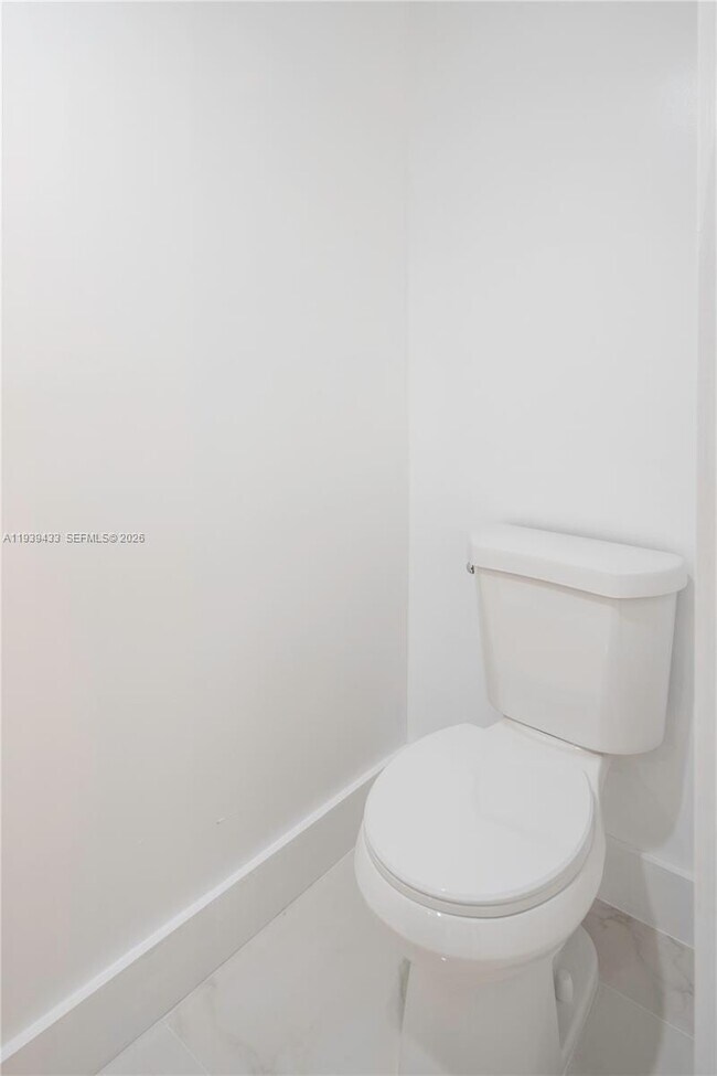 Building Photo - 1080 Brickell Ave