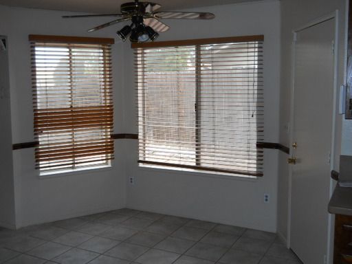 Building Photo - 12760 Sunnymeadows Dr