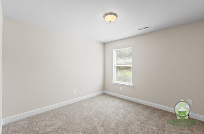 Building Photo - 217 Liberty Dr