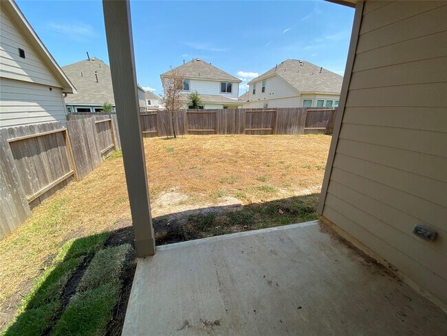 Building Photo - 2702 Hoffman Ln