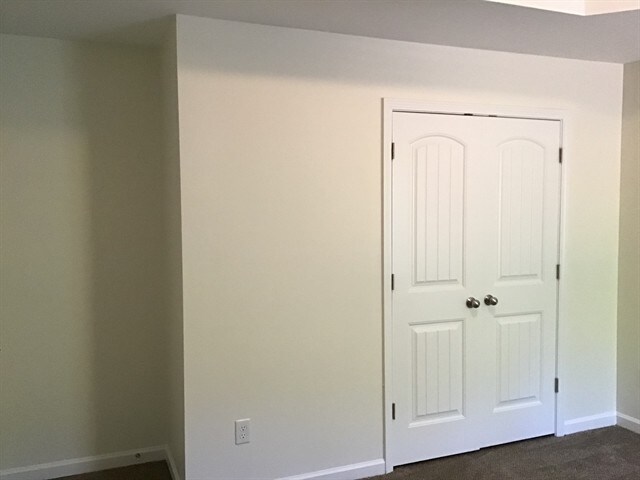 Building Photo - 1290 Rose Terrace Cir