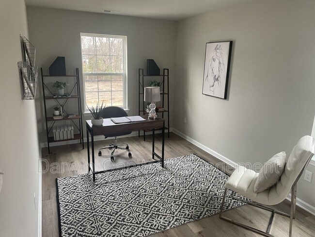 Building Photo - 385 Tuckahoe Rd