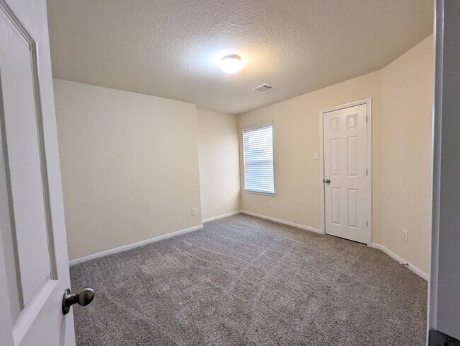 Building Photo - 2132 Pacific Loon Ln