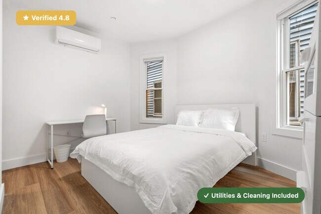 Building Photo - Furnished Bedroom with Private Bath in South Boston