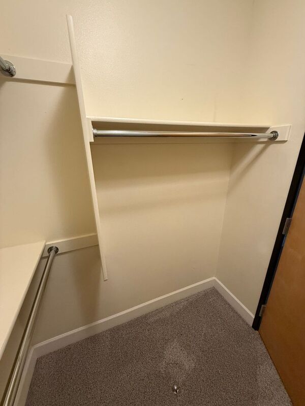 Building Photo - 160 Liberty St NE