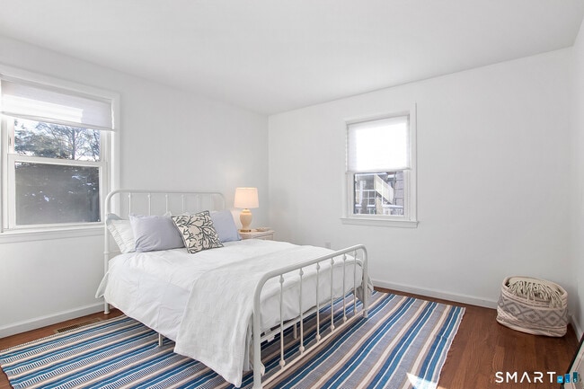 Building Photo - 26 Chelene Rd