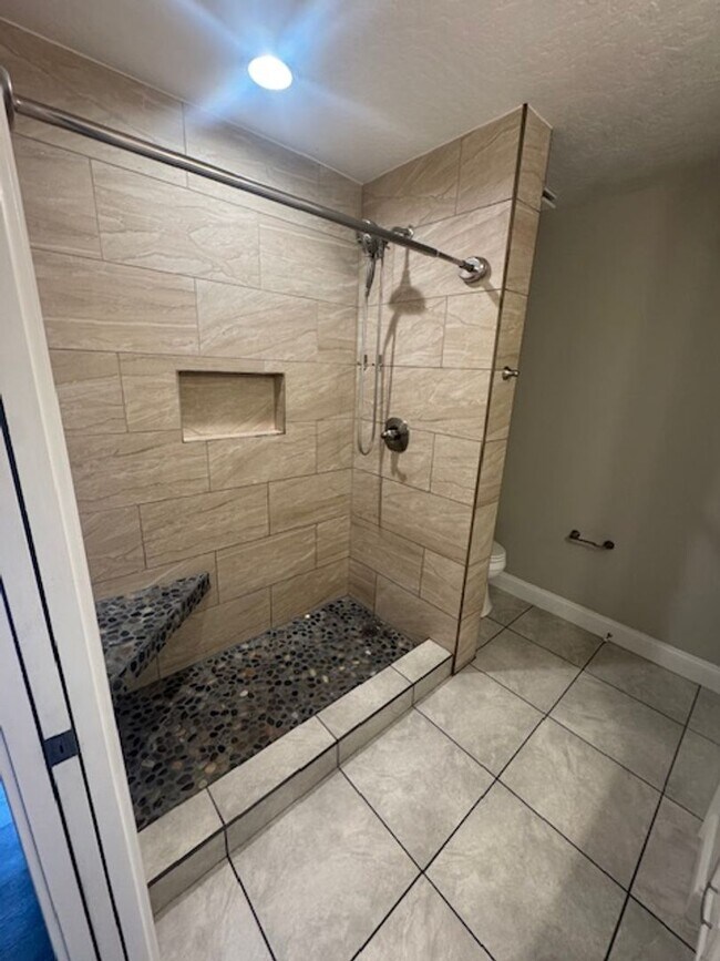 Building Photo - 1804 Shay Lin Court Niceville, FL 32578