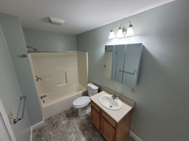 Building Photo - 1 Tourmaline Dr