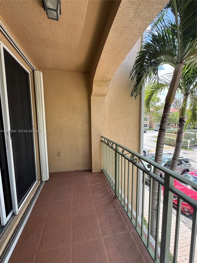 Building Photo - 6360 NW 114th Ave