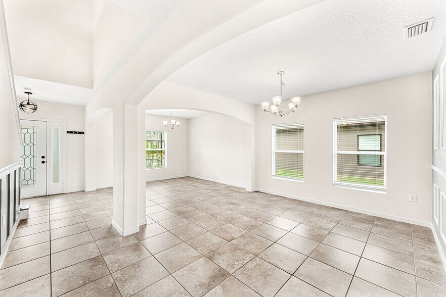 Building Photo - 4122 Moccasin Dr