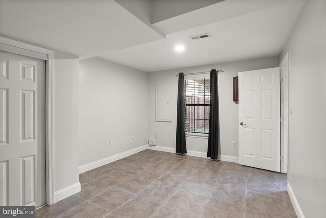 Building Photo - 14984 Cheyenne Way