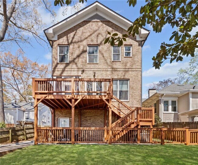 Building Photo - 255 Lindbergh Drive NE