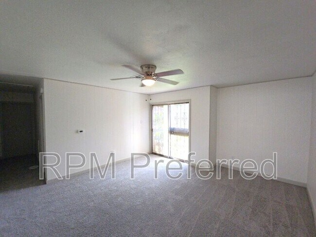 Building Photo - 6615 St Augustine St