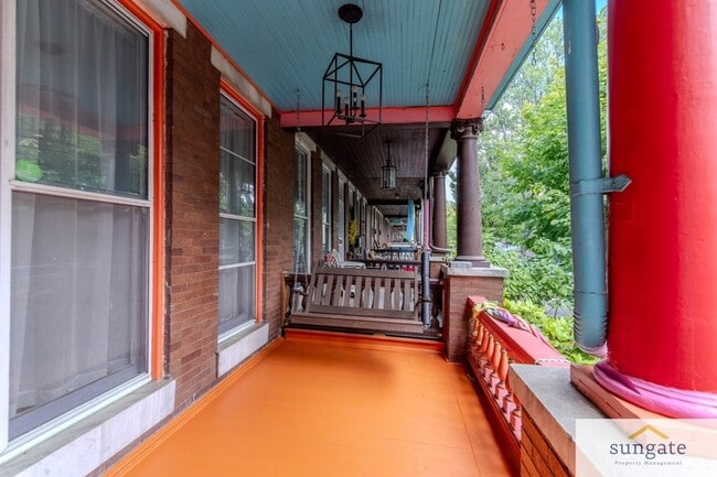 Building Photo - 3114 Abell Ave