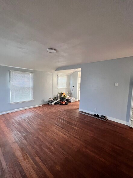 Building Photo - 5975 W 86th Pl