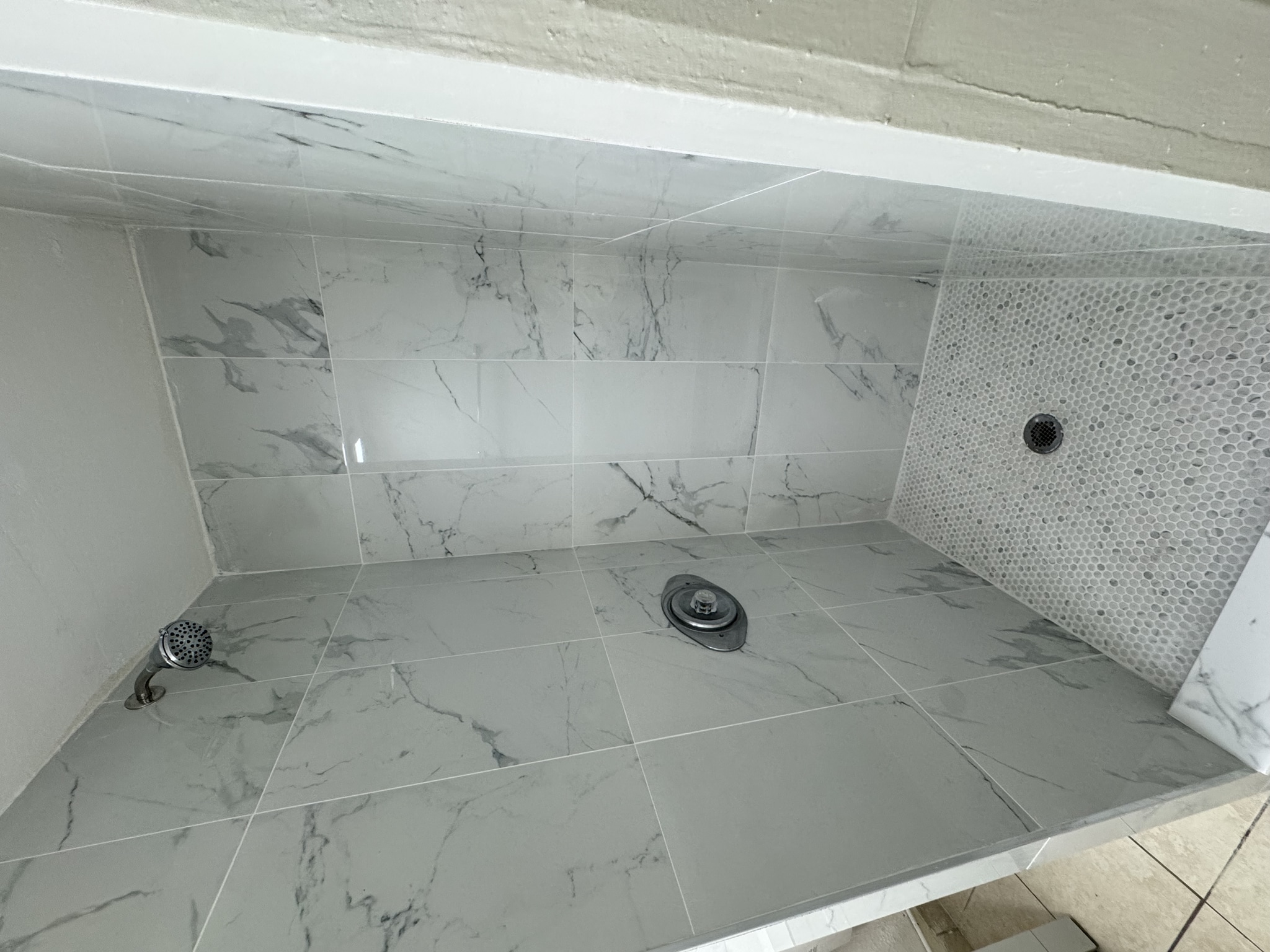 Building Photo - 2401 NW 2nd St