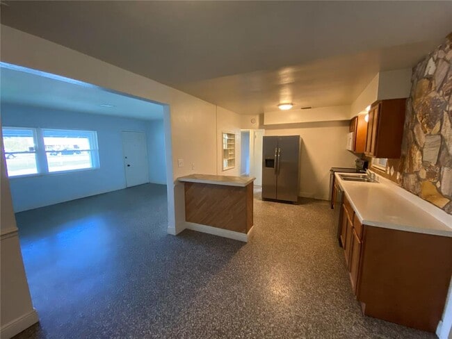 Building Photo - 2606 Aloma Ave