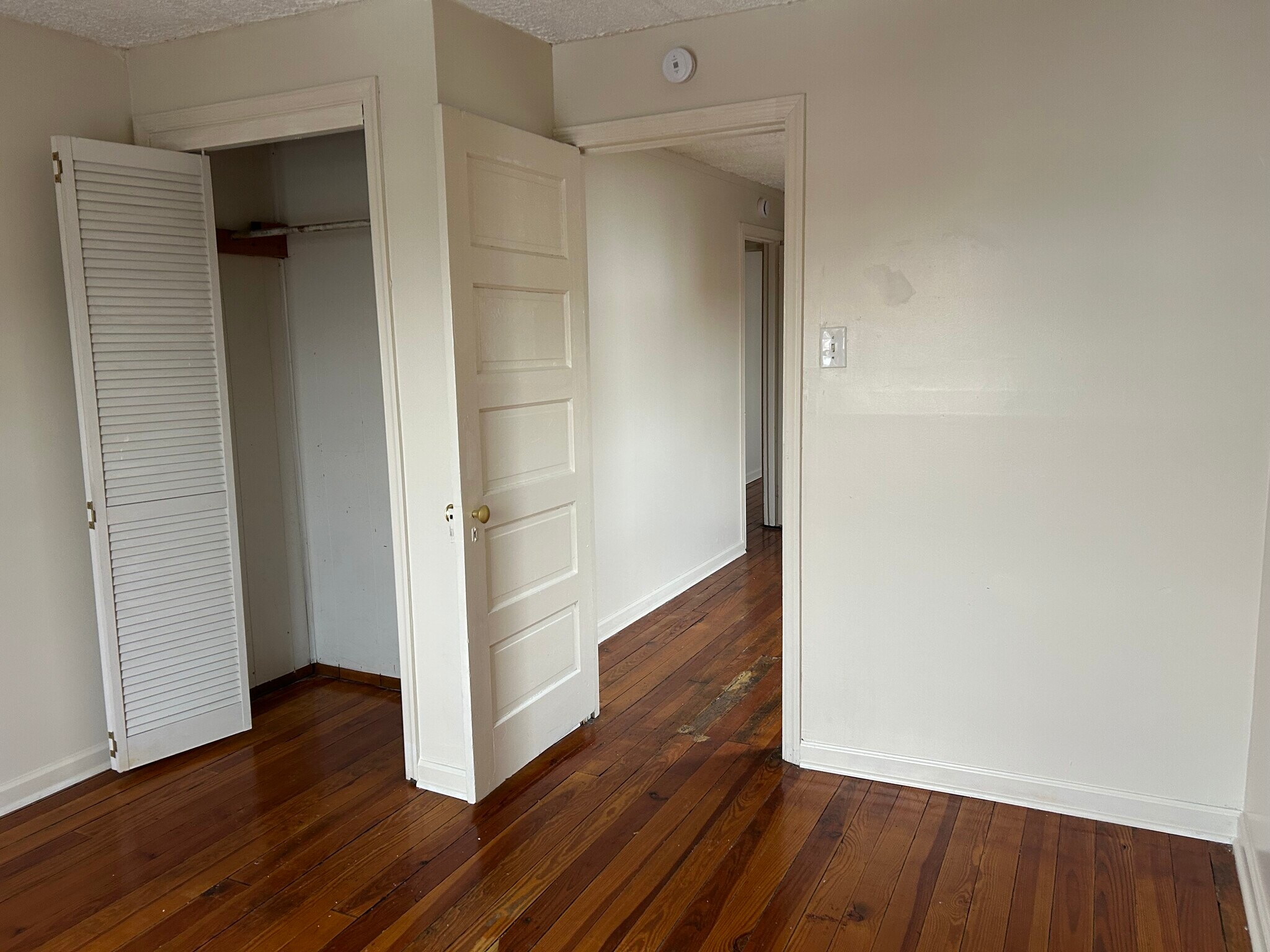 Second floor main bedroom - 808 E Morton St