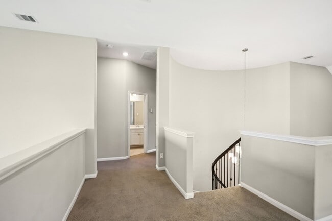 Building Photo - 2641 Summer Indigo Trl