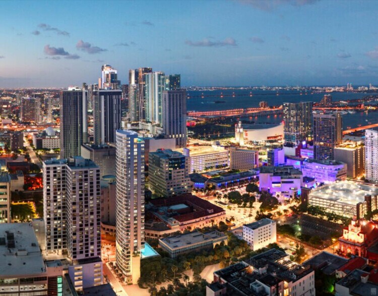 Building Photo - 225 N Miami Ave