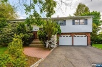 Building Photo - 40-10 Paterson St