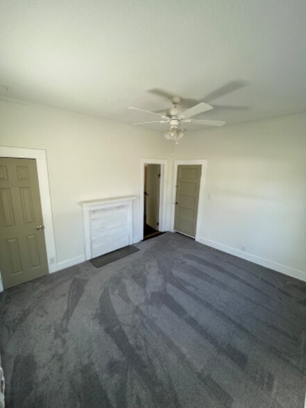 Building Photo - 322 Archer St