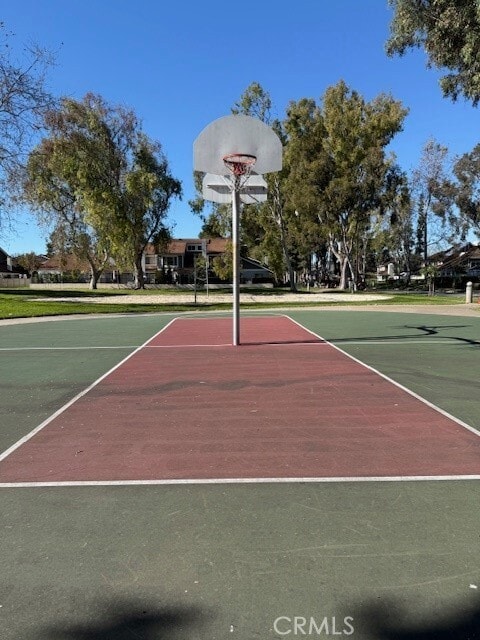 Building Photo - 63 Thicket