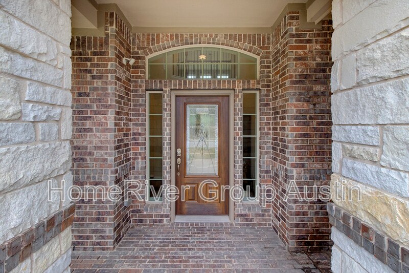 Building Photo - 1303 Orchard Falls Dr